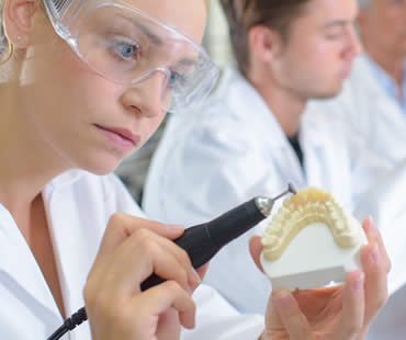 What you Need to Know about Permanent Dentures